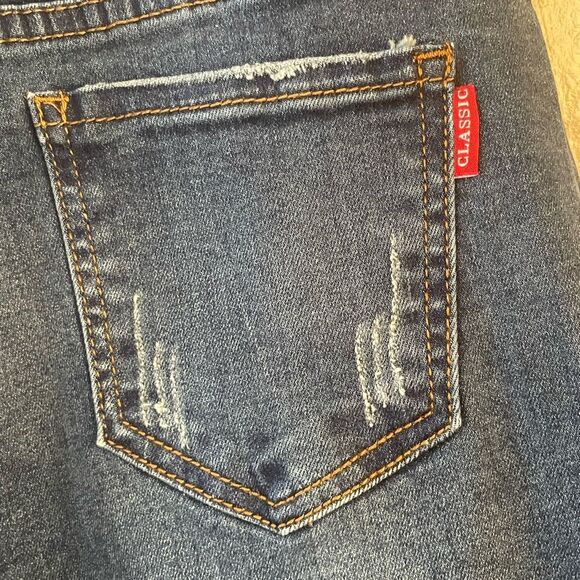 CLASSIC Cotton Denim Distressed Jean NWOT SIZE 7 - Picture 6 of 10